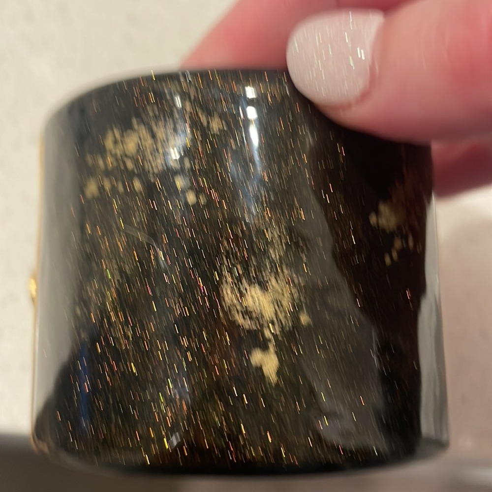 Authentic Chanel cuff - Picture 4 of 12